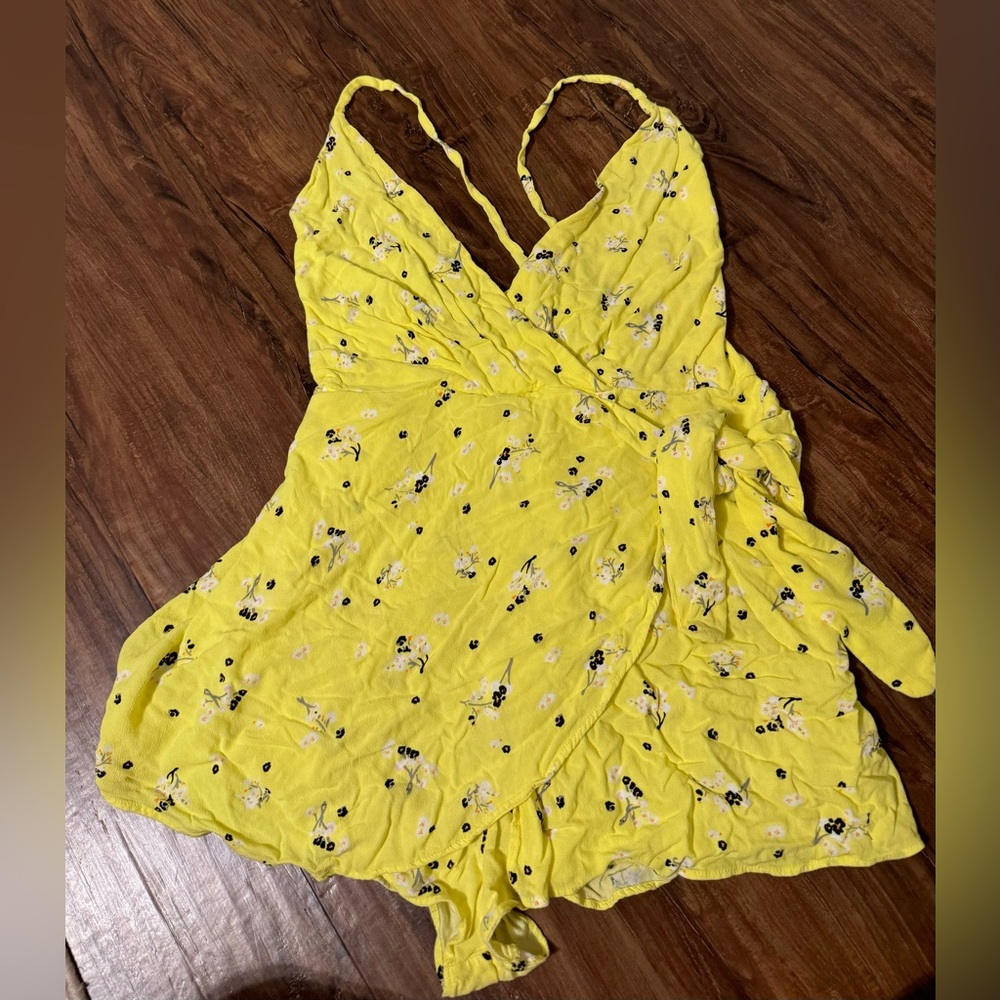 Free People Yellow Floral Strappy Skort Romper size 10